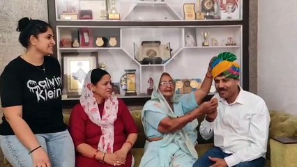 Asian Games 2023: शूटिंग में गोल्ड मेडलिस्ट दिव्यांश पंवार के पिता ने किया खुलासा, 'जानकारी गलत है...', देखें वीडियो