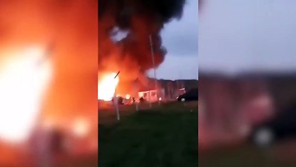 Video herunterladen: Aumentan los fallecidos por la explosión en Nagorno Karabaj