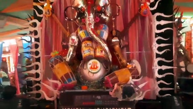 गणेश उत्सव वीडियो: हर गली में गूंज रहा है बप्पा मोरया का जयकारा.