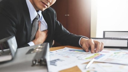 El Estrés Laboral Aumenta El Riesgo De Cardiopatías En Los Hombres