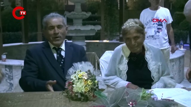 HUZUREVİNDE TANIŞIP, MUTLULUĞA EVET DEDİLER