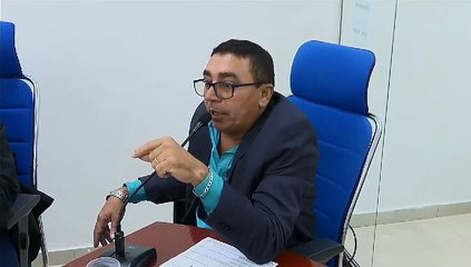 Vereador de associando água 'barrenta e fedorenta' a parlamentar negro e a Pelé
