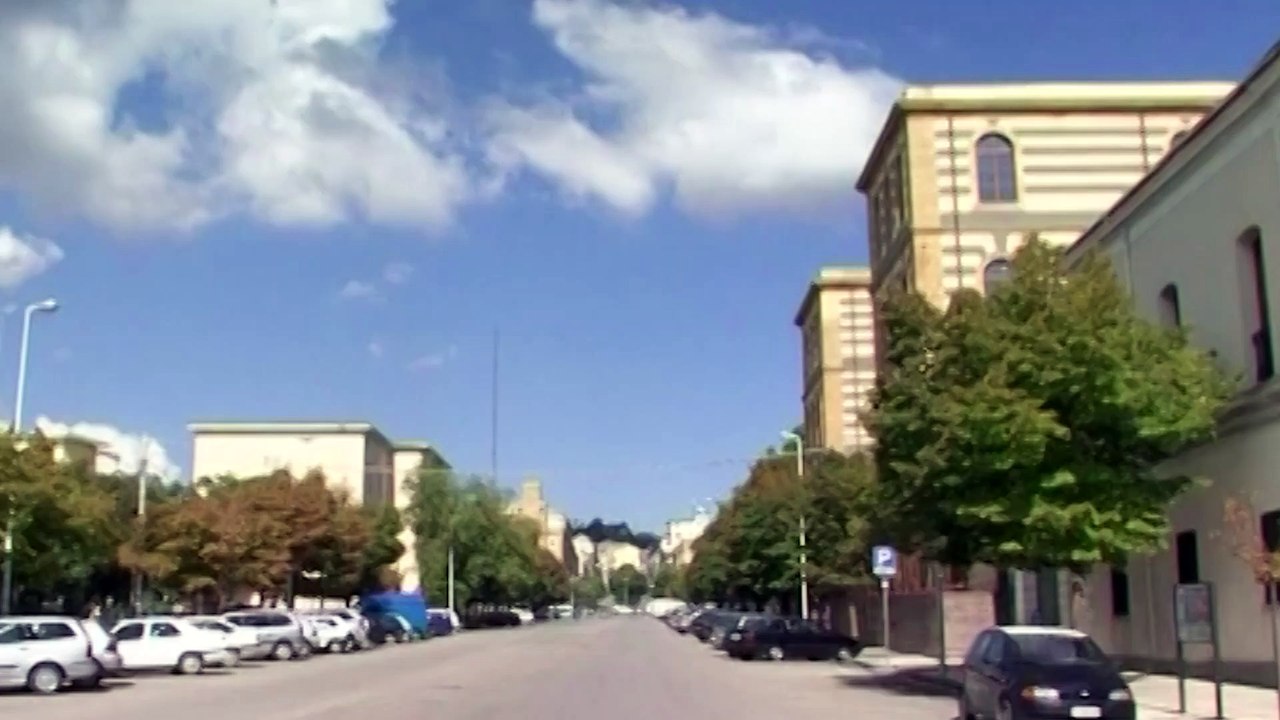 Chiedevano ai dipendenti parte dello stipendio: due arresti