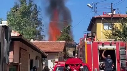 Safranbolu'da İki Katlı Ev Alevlere Teslim Oldu