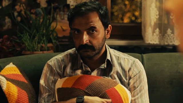 Surprise From Yasin to Çiğdem! | Peddler (Seyyar)