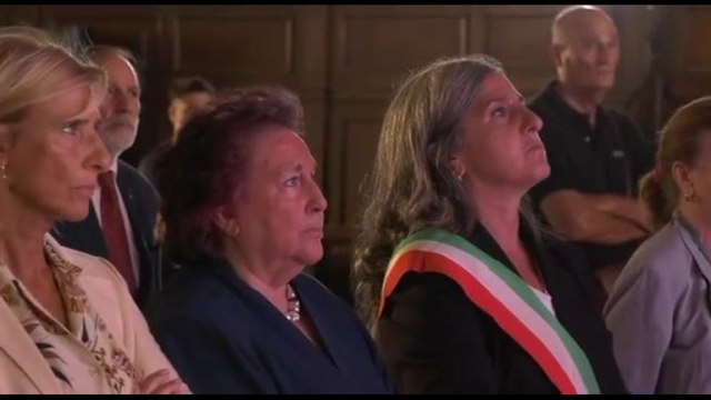 Maxischermo in Comune, l'ultimo saluto di Napoli a Giorgio Napolitano