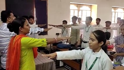 Watch Video: ली मतदाता जागरुकता की शपथ