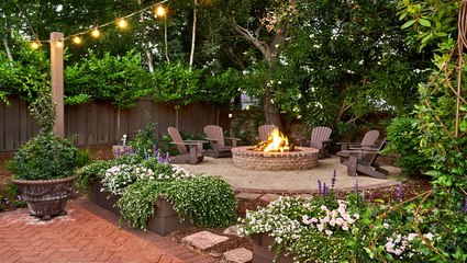 14 Outdoor Fire Pit Ideas to Upgrade Your Backyard Oasis