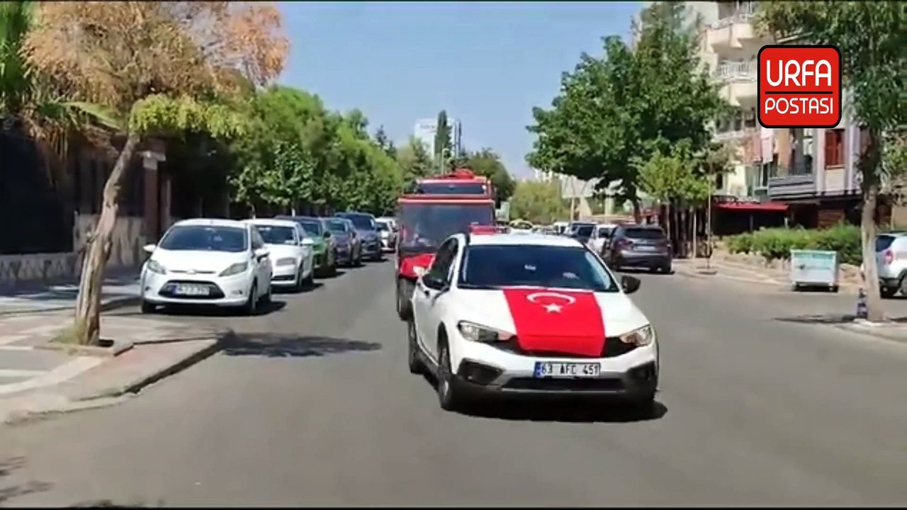 Şanlıurfa sokaklarında itfaiyeden kortejli kutlama