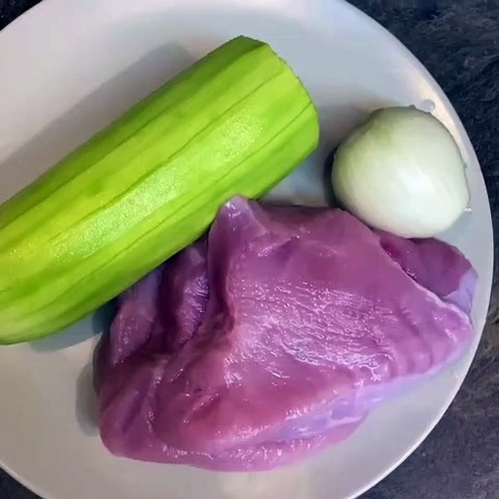 СОЧНЫЕ КОТЛЕТЫ С КАБАЧКОМ