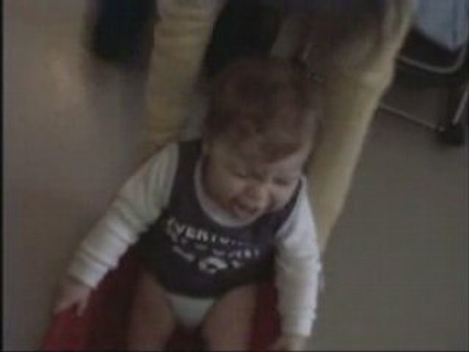 Ethan dans la bassine