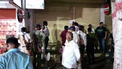 Video Story - जिले की दो फर्मो पर जीएसटी एंटी इवेजन ब्यूरो की दबिश, दुकानों को किया सील