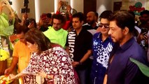 Shah Rukh Khan Visits T Series office for Ganpati Darshan at Mumbai
