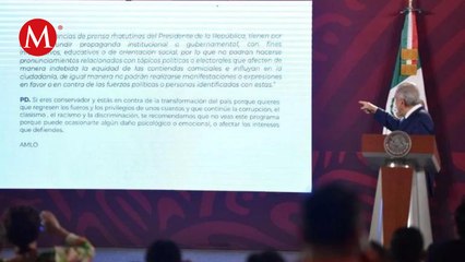 "No estoy exagerando", dice AMLO al leer posdata que contiene la cortinilla que pide el INE