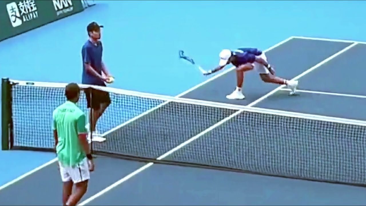 South Korean tennis player smashes racket so many times in epic ...