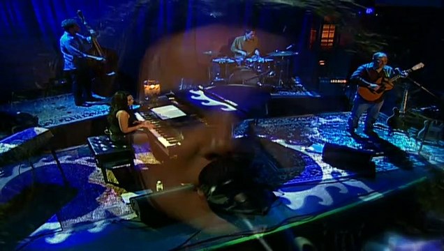 NORAH JONES — Feelin' The Same Way – (L. Alexander) ● 【from NORAH JONES: Live In New Orleans】 •August 24, 2002•