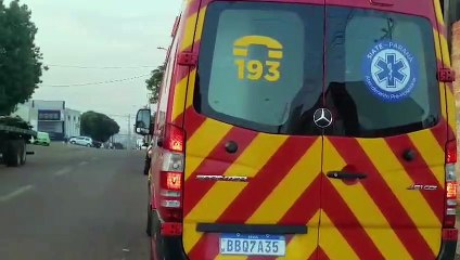 Motociclista fica ferido em acidente de trânsito na Rua Brasília no Cataratas