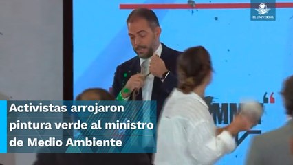 Download Video: Ambientalistas arrojan pintura al ministro del Medioambiente de Portugal