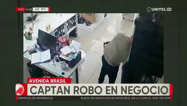Un sujeto fue grabado robando dos celulares en un local comercial de la Av. Brasil