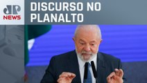 Lula diz que “ninguém vai dar cavalo de pau na economia”
