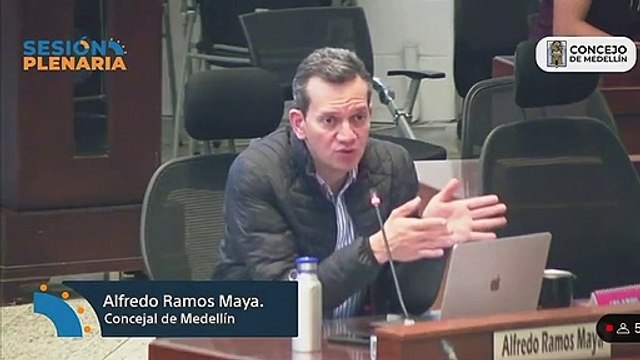 Concejal de Medellín denuncia falta de acción en supervisión de contratos de psicólogos