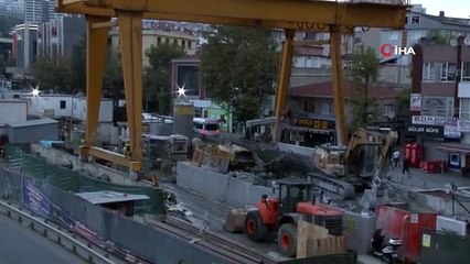 Le métro qui n'est pas terminé depuis 4 ans a exaspéré les citoyens