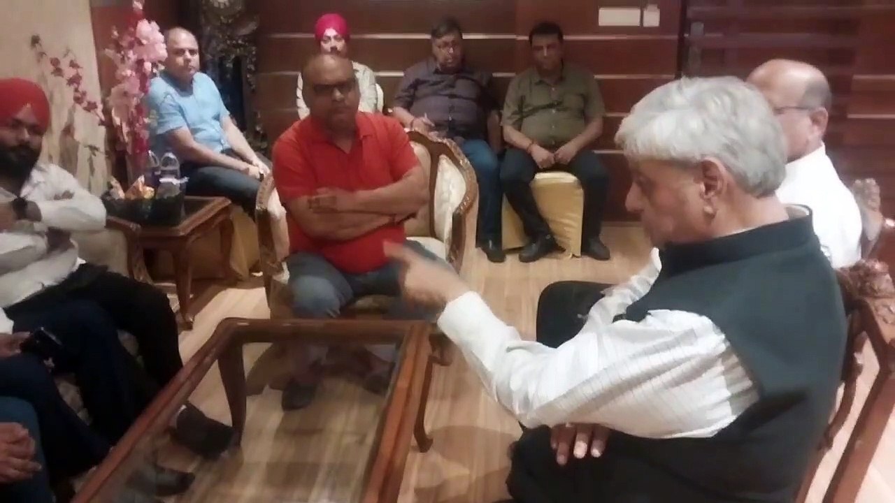 छत्तीसगढ़ में जन गण मन यात्रा का आगाज : पत्रिका समूह के प्रधान संपादक गुलाब कोठारी विभिन्न समूहों से की चर्चा