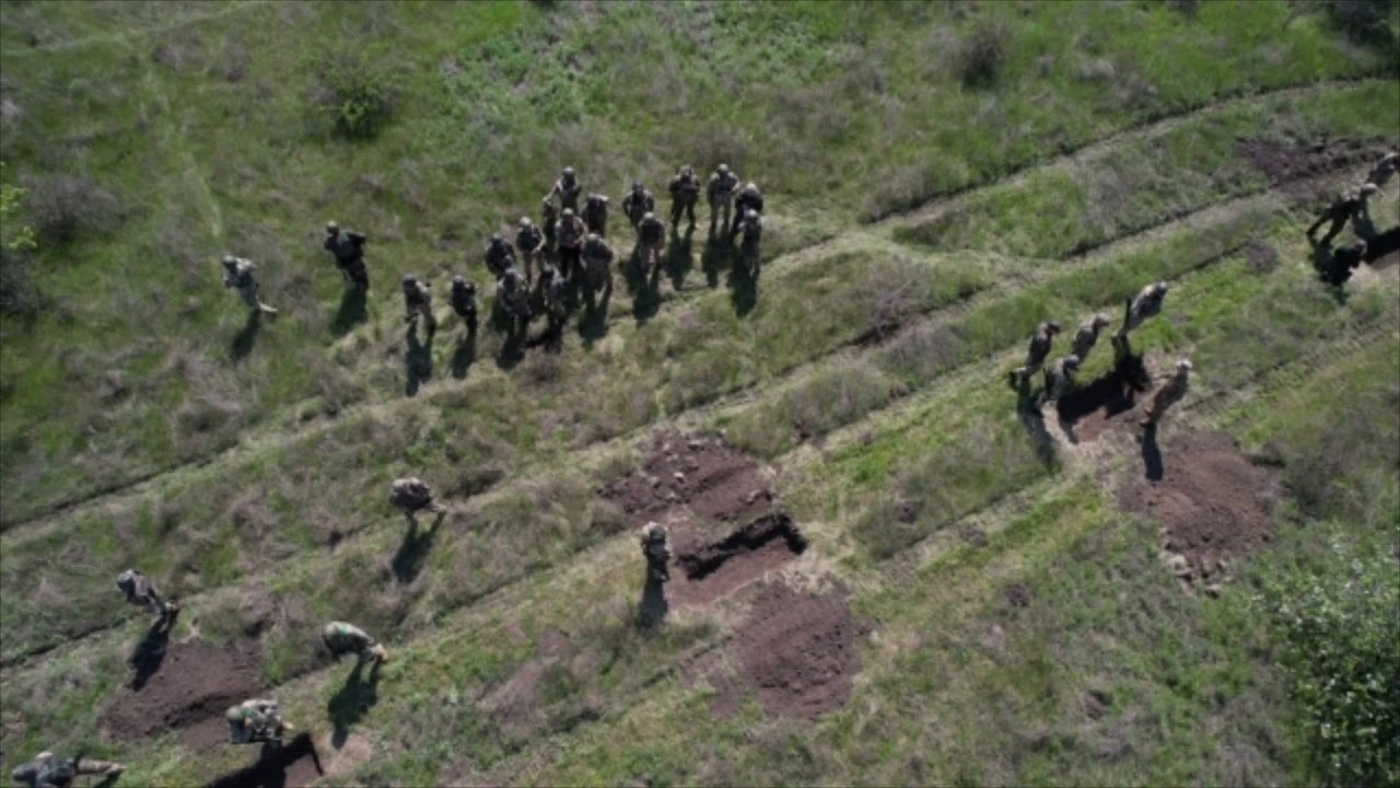 Bericht: Russen setzen neue Armee erstmals in der Ukraine ein