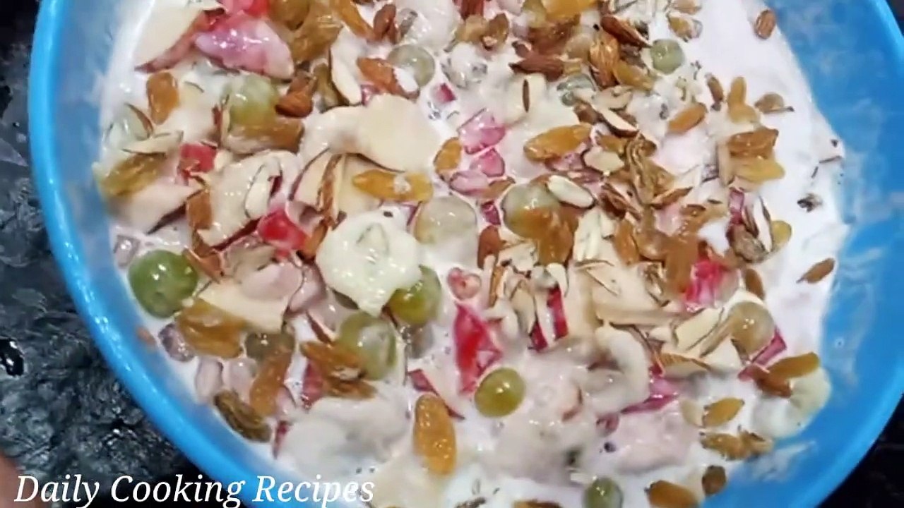 creamy fruit chaat recipe - special fruit chaat -فروٹ چاٹ بنانے کا طریقہ
