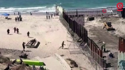 Sınırdaki çalışmayı fırsat bilen göçmenler koşarak ABD’ye geçti