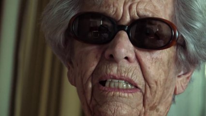 While the Green Grass Grows - Trailer (English) HD