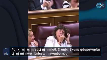 Graban a la diputada de ERC Teresa Jordà hurgándose la nariz en la sesión de investidura