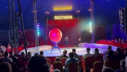 Cyrk "Wictoria" w Gdańsku. To jedyne takie miejsce, gdzie zamiast zwierząt odbywa się pokaz hologramów!