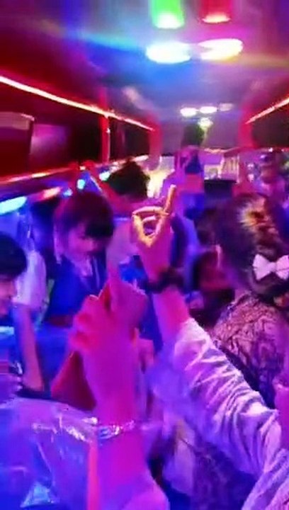 Dance in bus