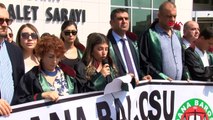 Adana Barosu Üyesi Avukatlar, Bodrum'da Meslektaşlarının Öldürülmesine Tepki Gösterdi