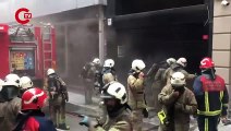 Son dakika... İstanbul'un göbeğinde korkutan yangın!