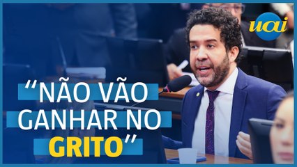 Janones rebate bolsonaristas: "não vão ganhar no grito"