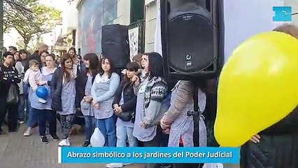 Abrazo simbólico a los jardines del Poder Judicial