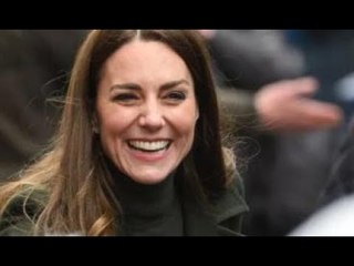 Le choix rusé de Kate analysé alors qu'elle évite d'être «une figure intouchable dans la robe primée