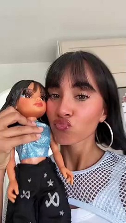 Aitana presenta su muñeca