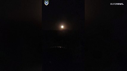 شاهد: مدفع ألماني مضاد للطائرات يسقط طائرة مسيرة روسية