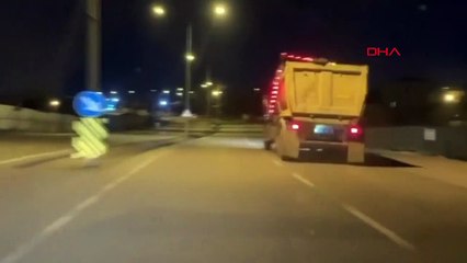 İSTANBUL-TUZLA'DA HAFRİYAT KAMYONU ŞOFÖRÜ ZİKZAK ÇİZEREK GİTTİĞİ ANLARI SOSYAL MEDYADA PAYLAŞTI