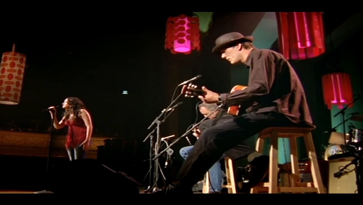 NORAH JONES — Humble Me | Norah Jones And The Handsome Band ☆ Live In 2004