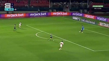 Slimani vs São Paulo: Key Highlights and Match Analysis ⚽