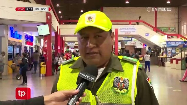 Disminuye la salida de buses a Trinidad por bloqueos; la venta de pasajes es condicionada