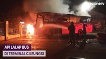 Bus terbakar Hebat di Terminal Cileungsi, Diduga Akibat Korsleting Listrik