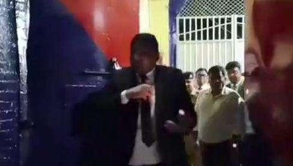 प्रतापगढ़: जिला जज,डीएम और एसपी ने किया कारागार का