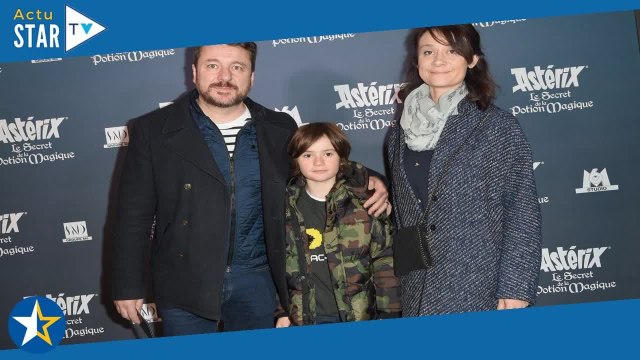 Les mains attachées dans le dos et à poil ! Bruno Guillon surprend en racontant sa séquestration