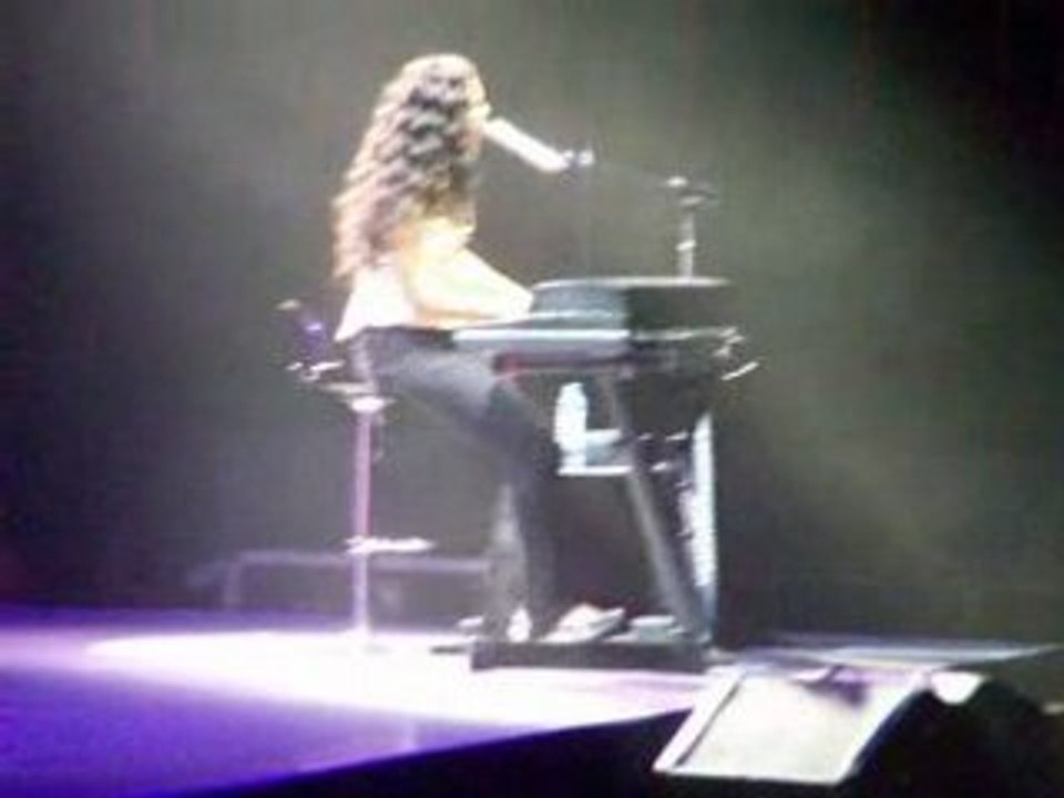 alicia keys A Woman's Worth bercy