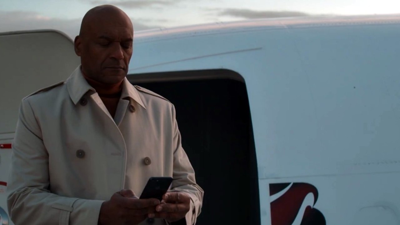 Zeitreisende Agenten: Staffel 2 der Sky-Serie The Lazarus Project hat jetzt einen ersten Trailer